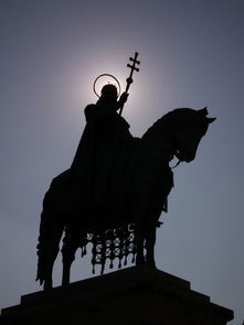 揭秘骑士的誓言:传承正义与勇气的精神,誓死捍卫荣耀和忠诚的信仰 揭秘骑士的誓言:传承正义与勇气的精神,誓死捍卫荣耀和忠诚的信仰