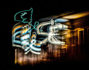 (武器飞刀图片)武器飞代礼包码?请问大家知道是什么吗?