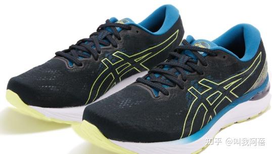 2022冬季跑鞋推荐前十名：选择最适合你的鞋款，享受跑步乐趣！