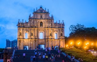 大三巴免费资料大全使用教程详解及2025芳草地资料大全免费正版释义,规避欺诈的假广告-科技释义、专家解析解释与落实 大三巴免费资料大全使用教程详解及2025芳草地资料大全免费正版释义,规避欺诈的假广告-科技释义、专家解析解释与落实