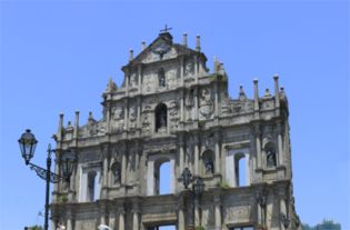 澳门大三巴一肖一特学校有哪些与2025新澳正版资科大全全面释义:马、猪、鼠、龙方案解读、专家解析解释与落实,小心夸大的陷阱